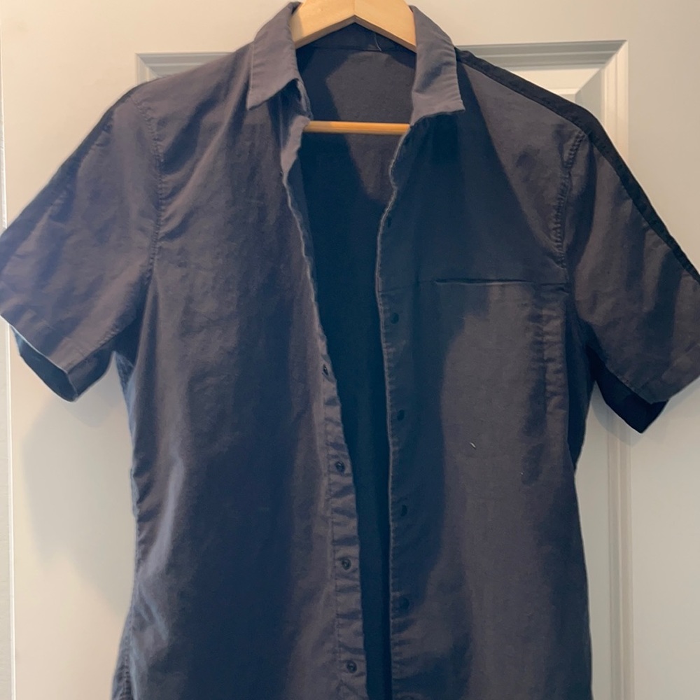 Short sleeve button down Lulu